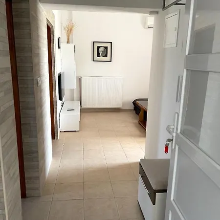 Apartments Nicole Wera Nin Zewnętrze zdjęcie