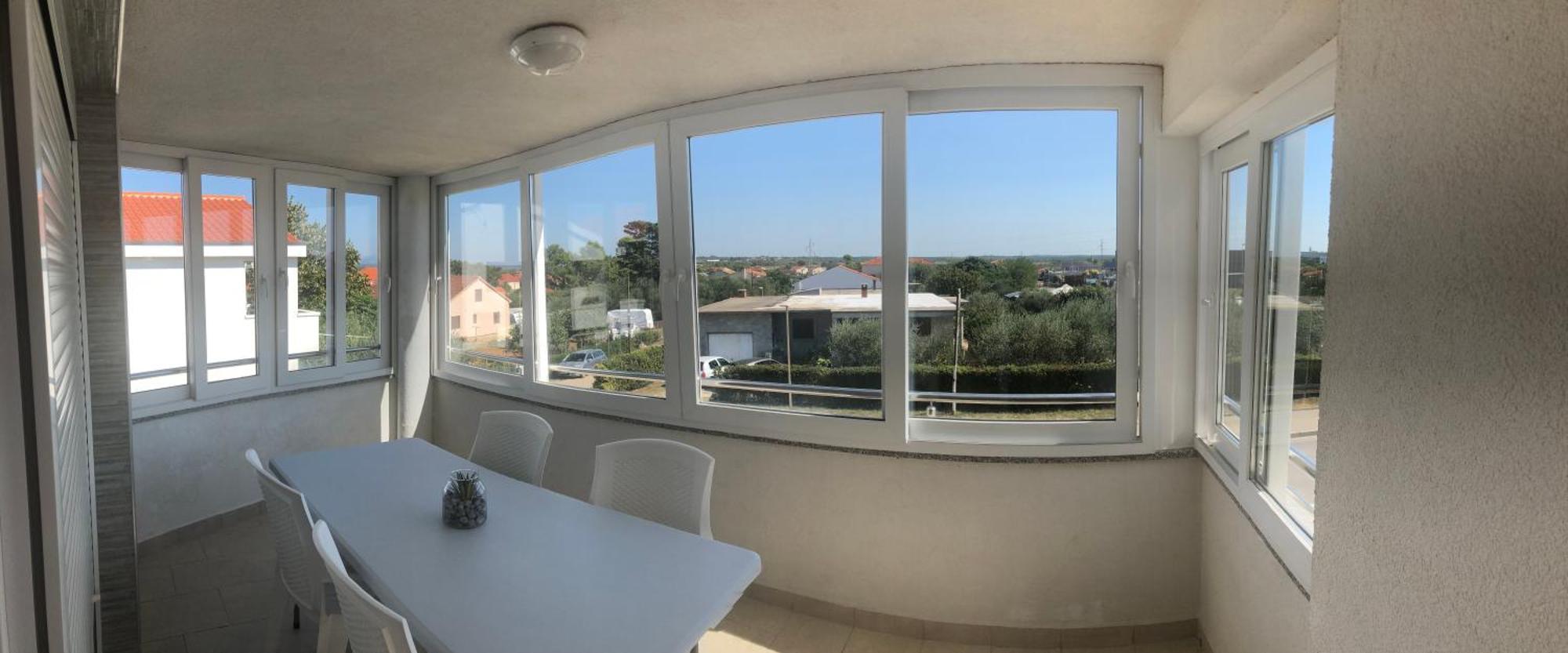 Nicole Wera Apartament Nin