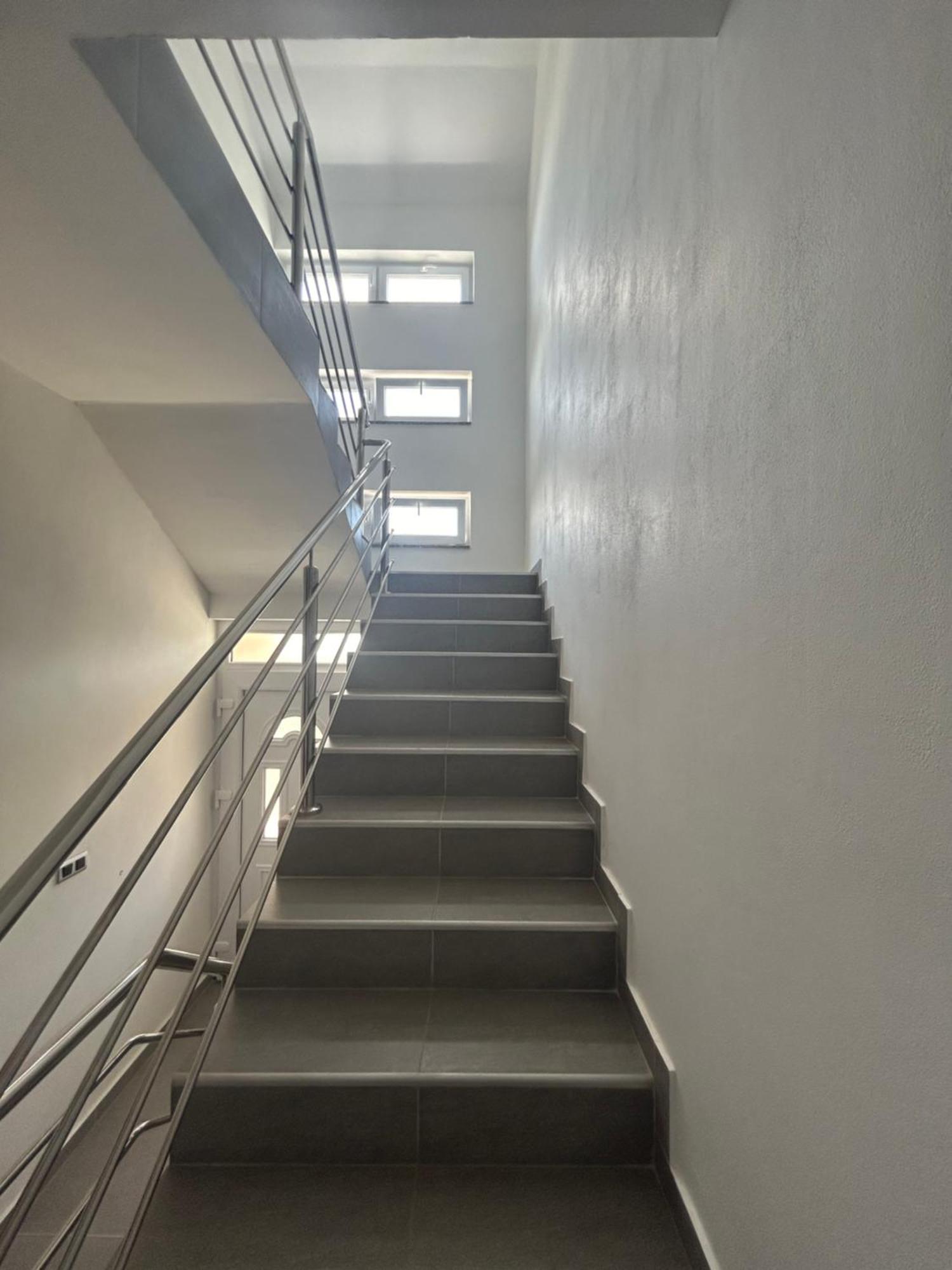 Apartment Nicole Wera Nin